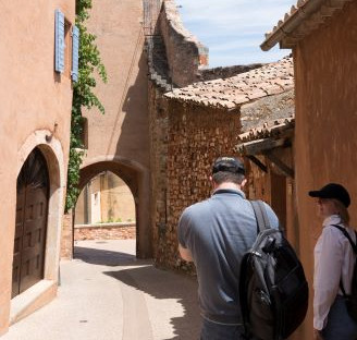  visite-villages-perches-lubron-depart-aix-en-provence